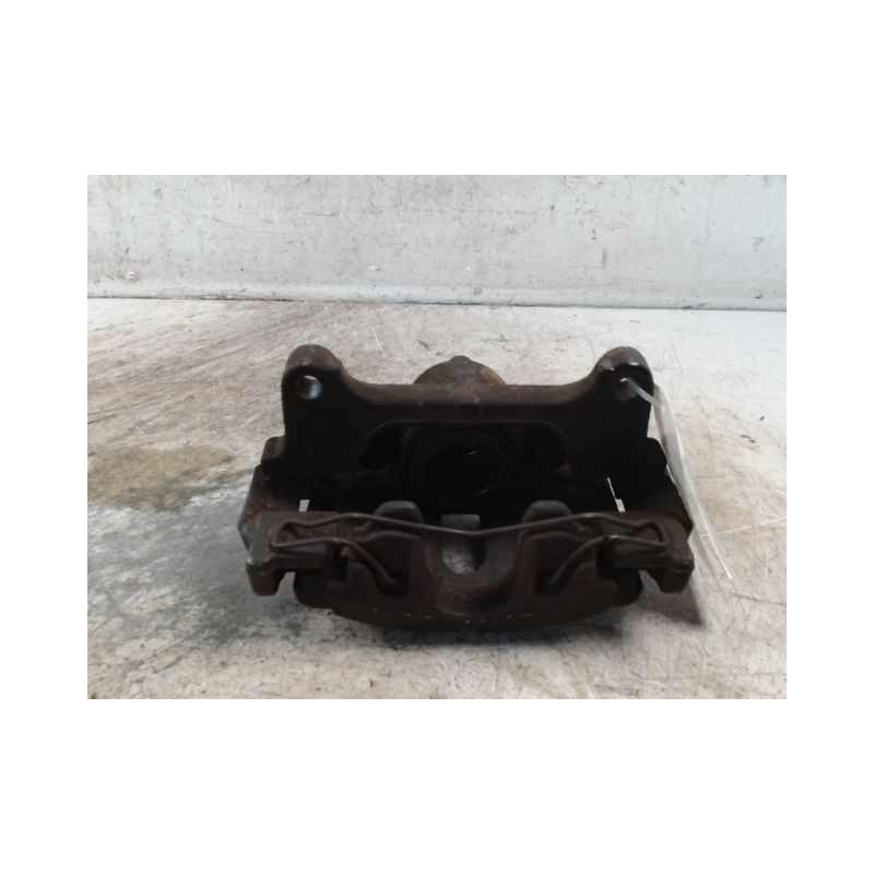 ETRIER DE FREIN AVANT GAUCHE VOLKSWAGEN PASSAT 2010-