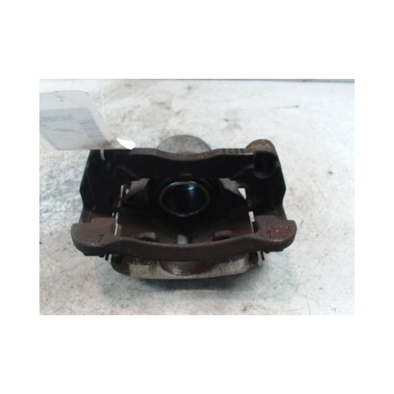 ETRIER DE FREIN AVANT GAUCHE NISSAN QHASQAI 2007-