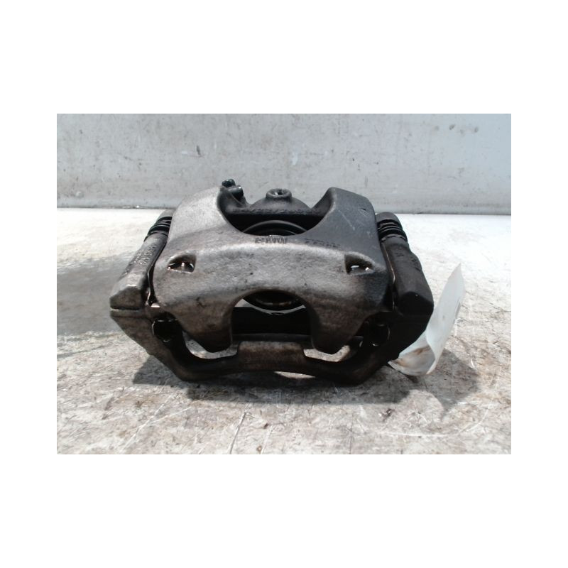 ETRIER DE FREIN AVANT DROIT B.M.W. SERIE 2