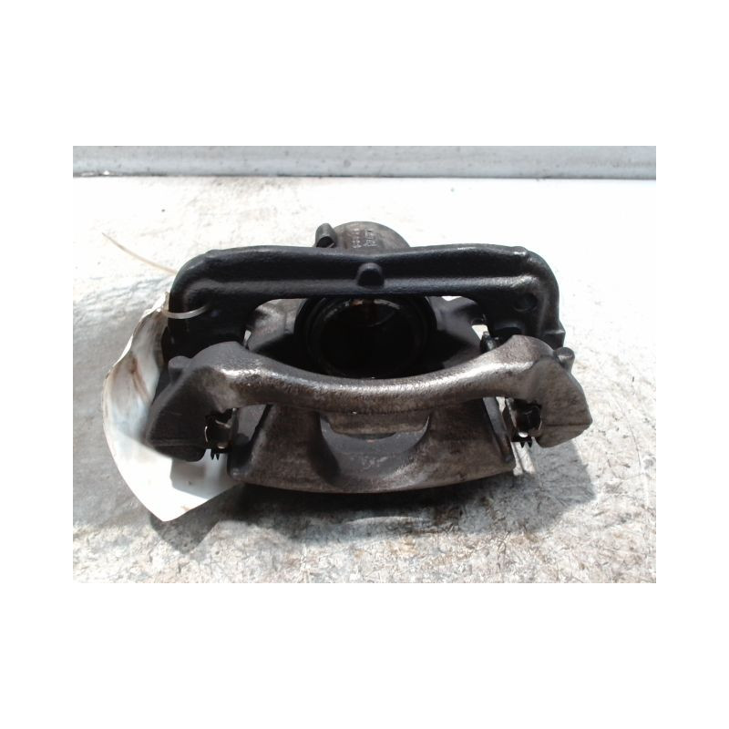 ETRIER DE FREIN AVANT DROIT B.M.W. SERIE 2