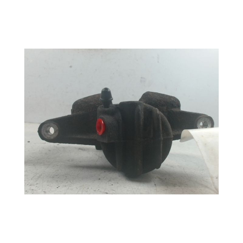 ETRIER DE FREIN AVANT GAUCHE PEUGEOT 207 CC