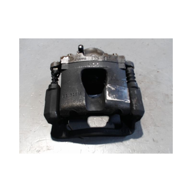 ETRIER DE FREIN AVANT DROIT BMW SERIE 1