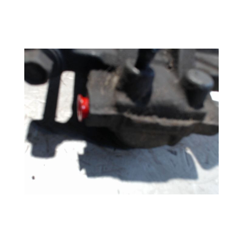 ETRIER DE FREIN ARRIERE DROIT MITSUBISHI ASX