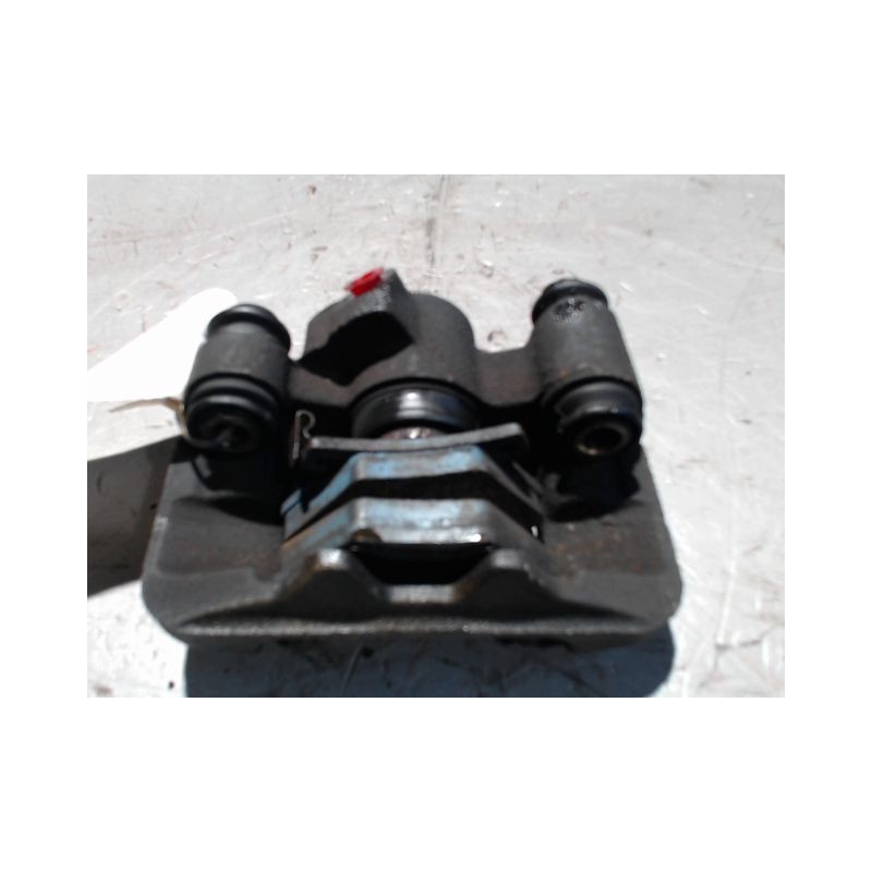ETRIER DE FREIN ARRIERE DROIT TOYOTA YARIS -2003