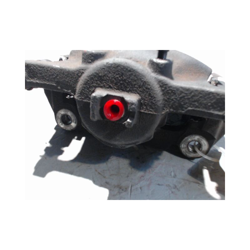 ETRIER DE FREIN AVANT DROIT SUZUKI SX4