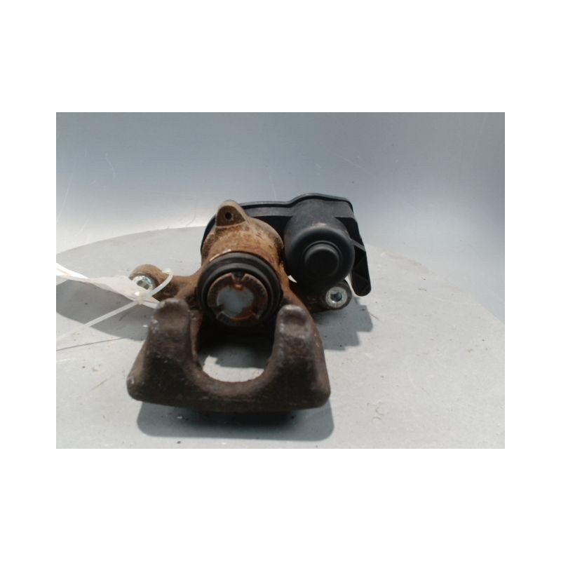 ETRIER DE FREIN ARRIERE GAUCHE NISSAN QHASQAI 2007-