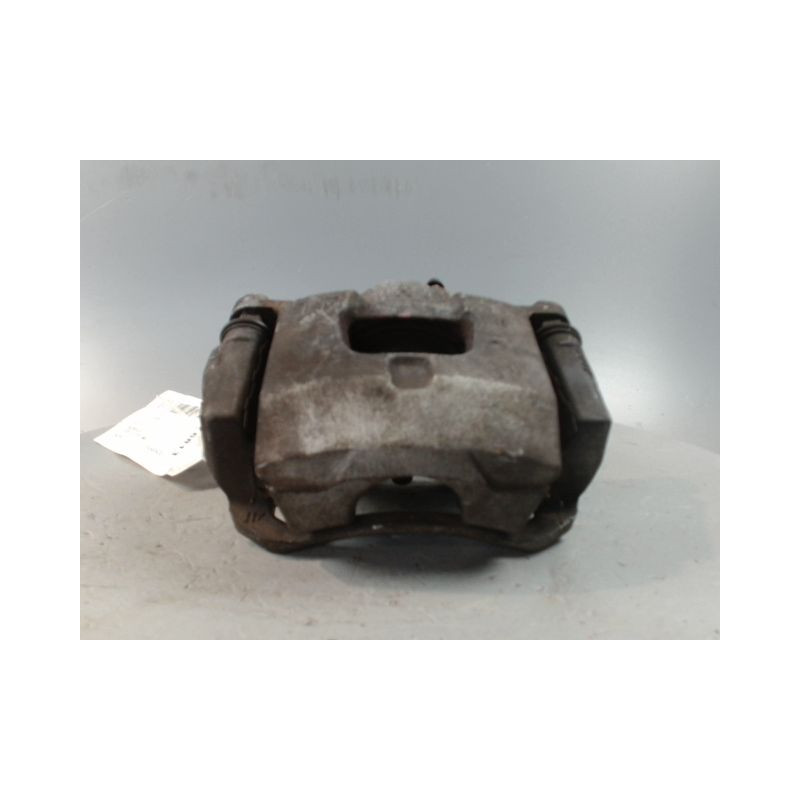 ETRIER DE FREIN AVANT GAUCHE TOYOTA IQ 2008-