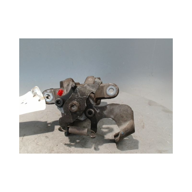 ETRIER DE FREIN ARRIERE DROIT TOYOTA IQ 2008-