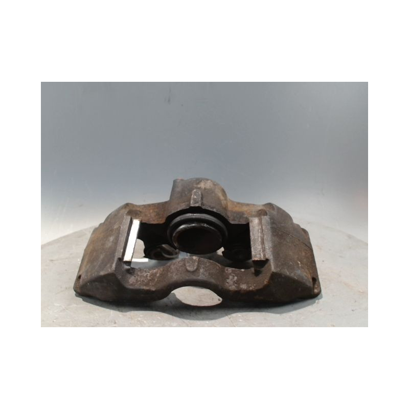ETRIER DE FREIN AVANT DROIT RENAULT TWINGO 93-98