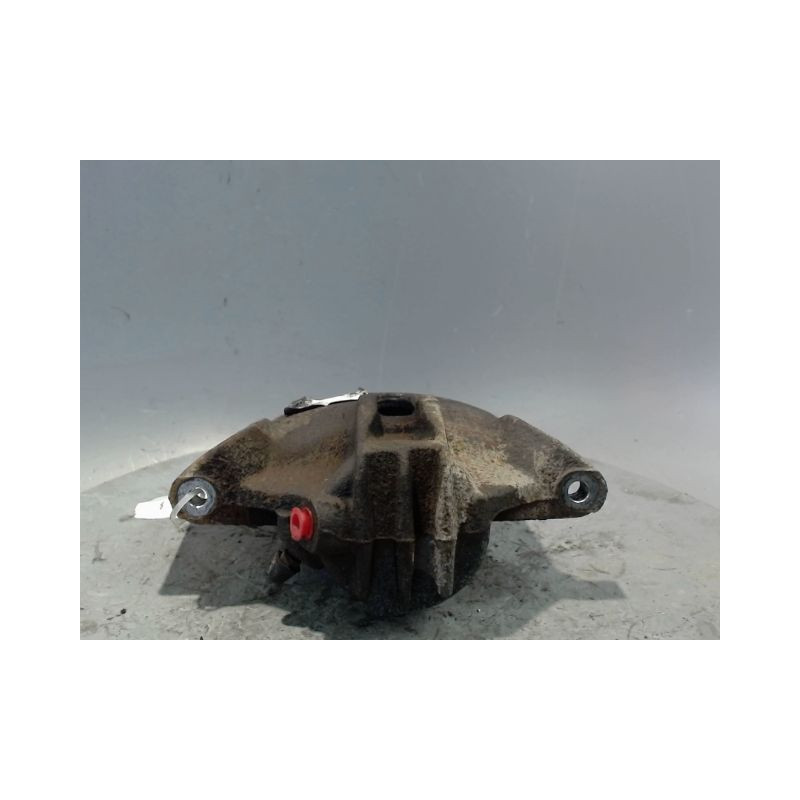 ETRIER DE FREIN AVANT GAUCHE PEUGEOT 207 5P