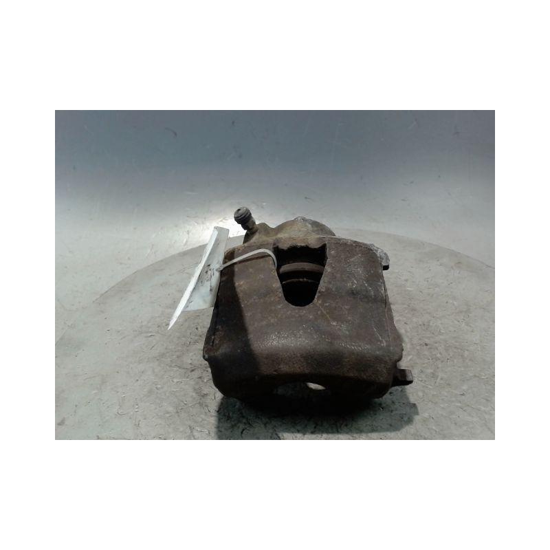 ETRIER DE FREIN AVANT DROIT VOLKSWAGEN GOLF V 2003-2009