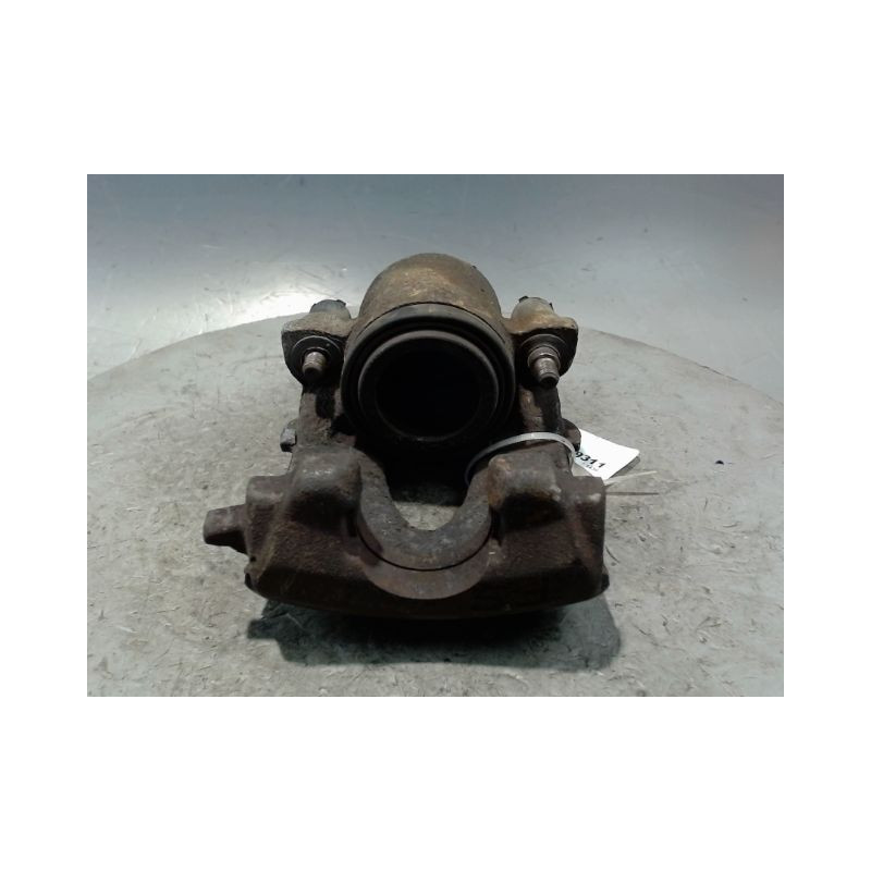 ETRIER DE FREIN AVANT DROIT VOLKSWAGEN GOLF V 2003-2009