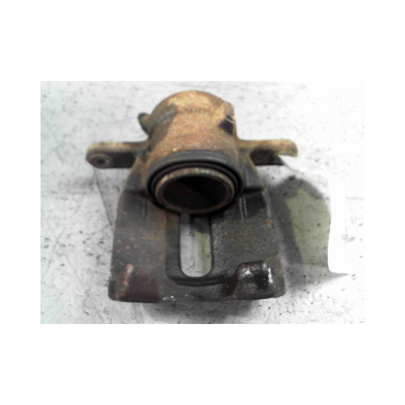 ETRIER DE FREIN AVANT GAUCHE NISSAN NOTE