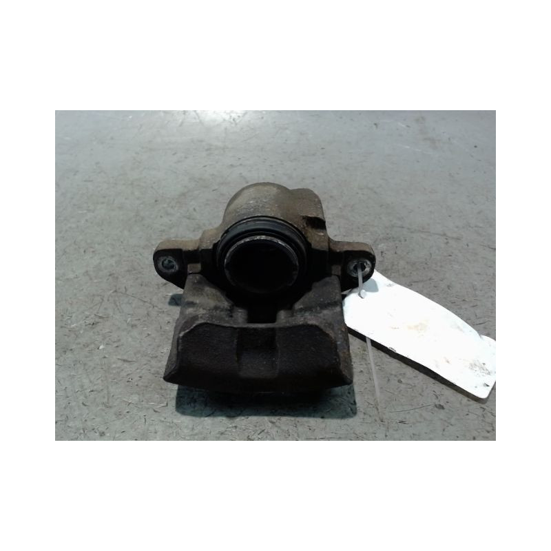 ETRIER DE FREIN AVANT DROIT RENAULT CLIO III CAMPUS 09-
