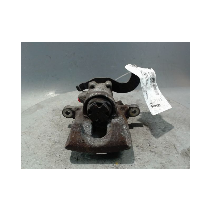 ETRIER DE FREIN ARRIERE DROIT TOYOTA AURIS 2007-