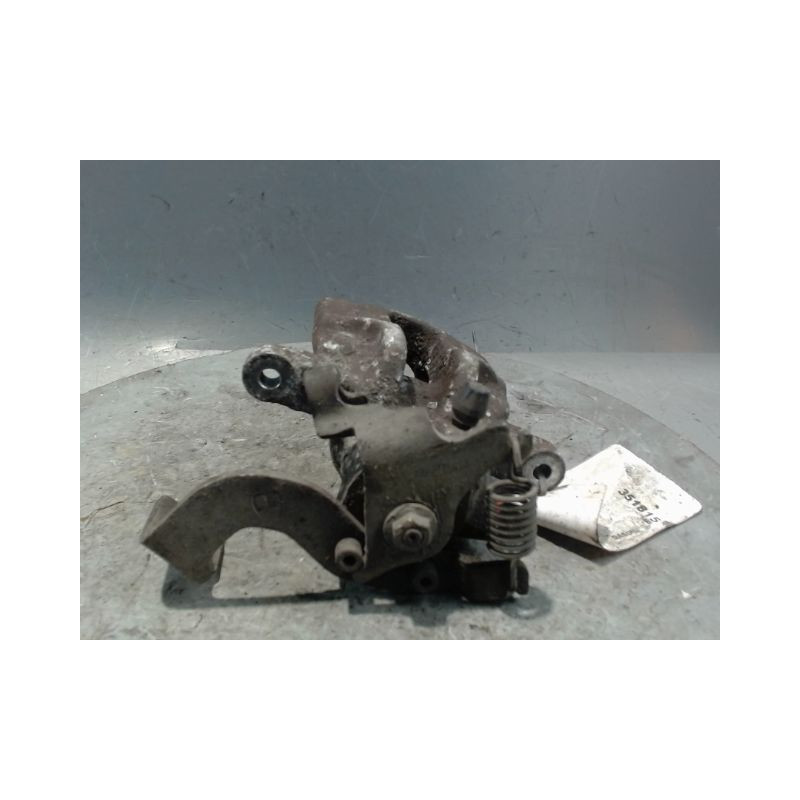 ETRIER DE FREIN ARRIERE GAUCHE TOYOTA AURIS 2007-