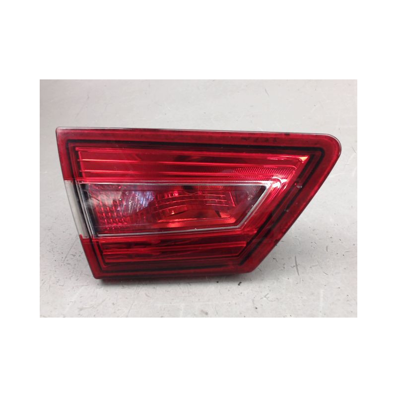 FEU ARRIERE INTERIEUR GAUCHE RENAULT CLIO