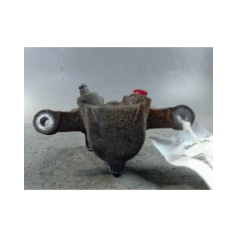 ETRIER DE FREIN ARRIERE GAUCHE TOYOTA COROLLA 2004-