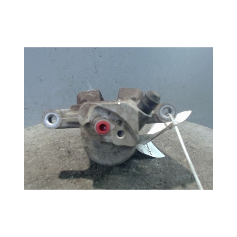 ETRIER DE FREIN ARRIERE GAUCHE TOYOTA RAV4 2003-