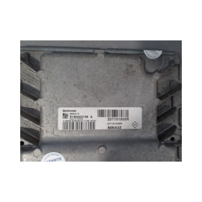CALCULATEUR MOTEUR RENAULT CLIO