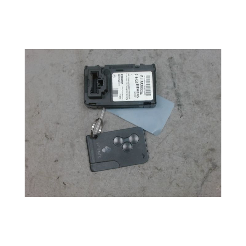 LECTEUR DE CARTE RENAULT SCENIC II PH.2 06-09