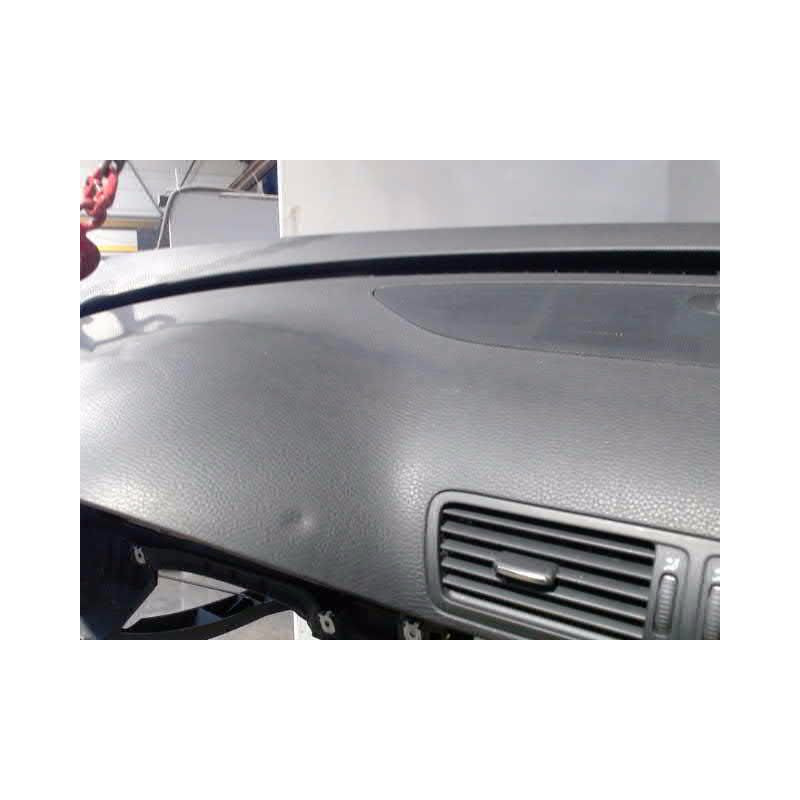 PLANCHE DE BORD  VOLKSWAGEN PASSAT SW 2005-