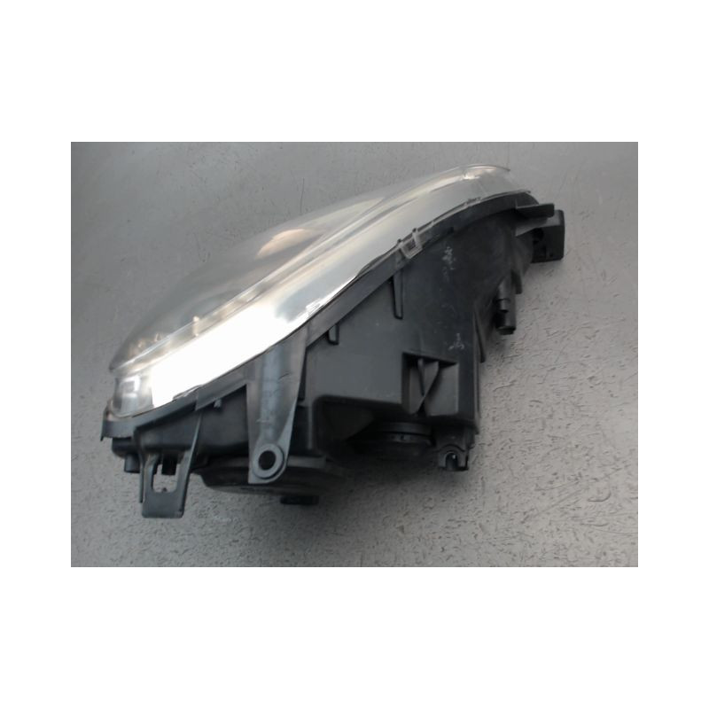 PHARE GAUCHE CITROEN XSARA