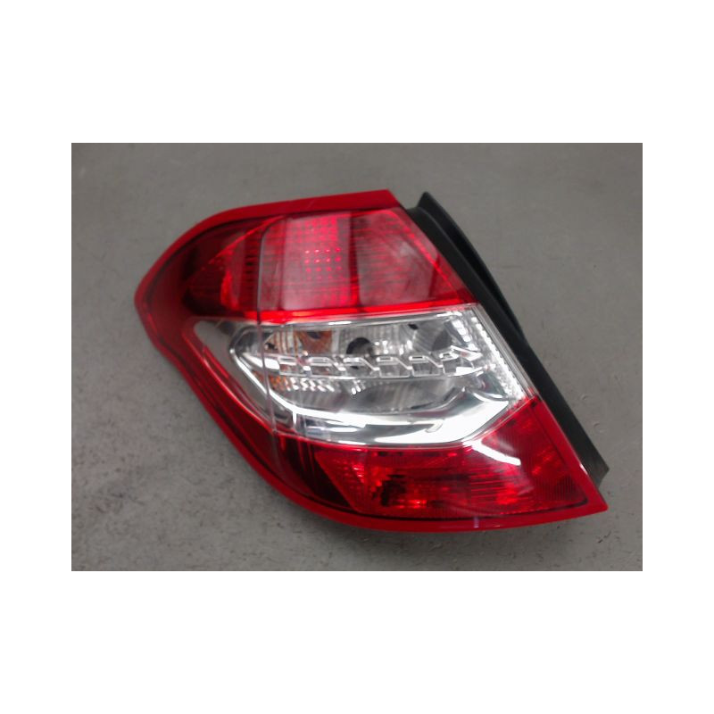 FEU ARRIERE GAUCHE  CITROEN C4