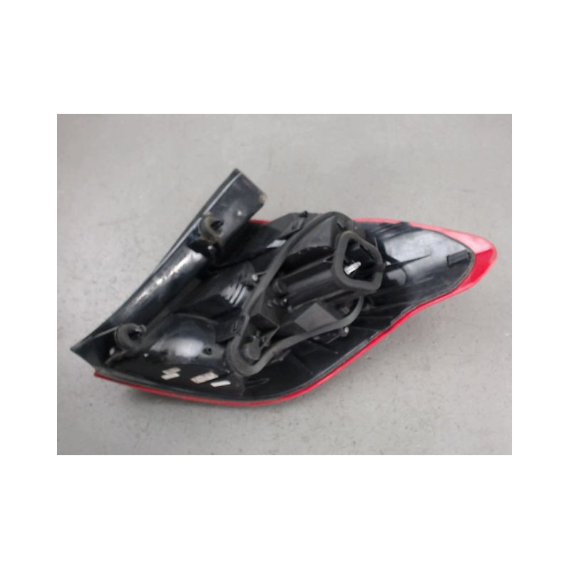FEU ARRIERE GAUCHE  CITROEN C4