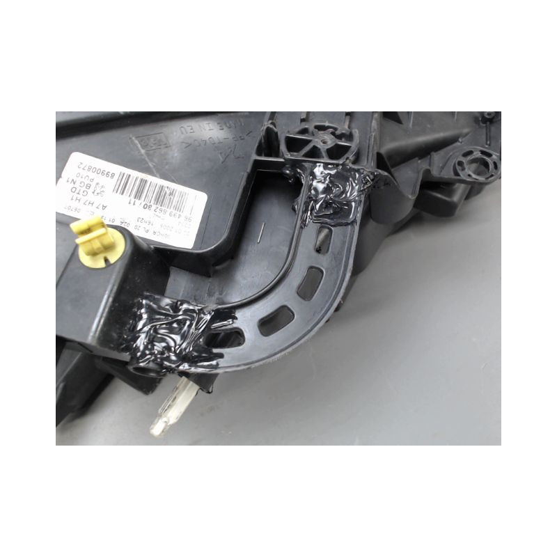 PHARE GAUCHE PEUGEOT 207