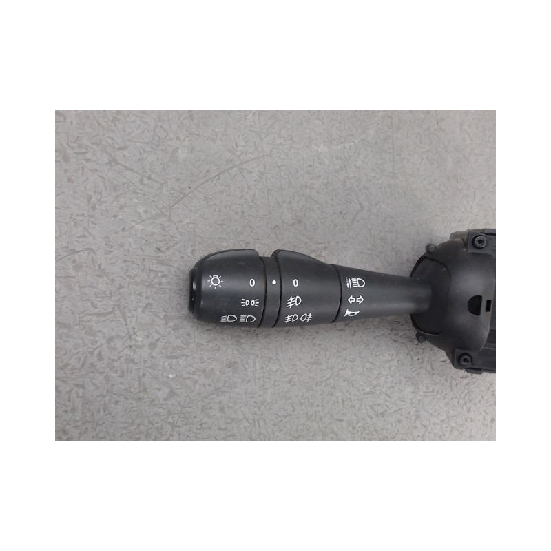 COMMANDE CLIGNOTANT DACIA SANDERO
