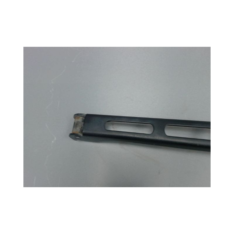 BRAS ESSUIE-GLACE AVANT DROIT MERCEDES CLASSE C 203 PHASE 1 C 220 2.2