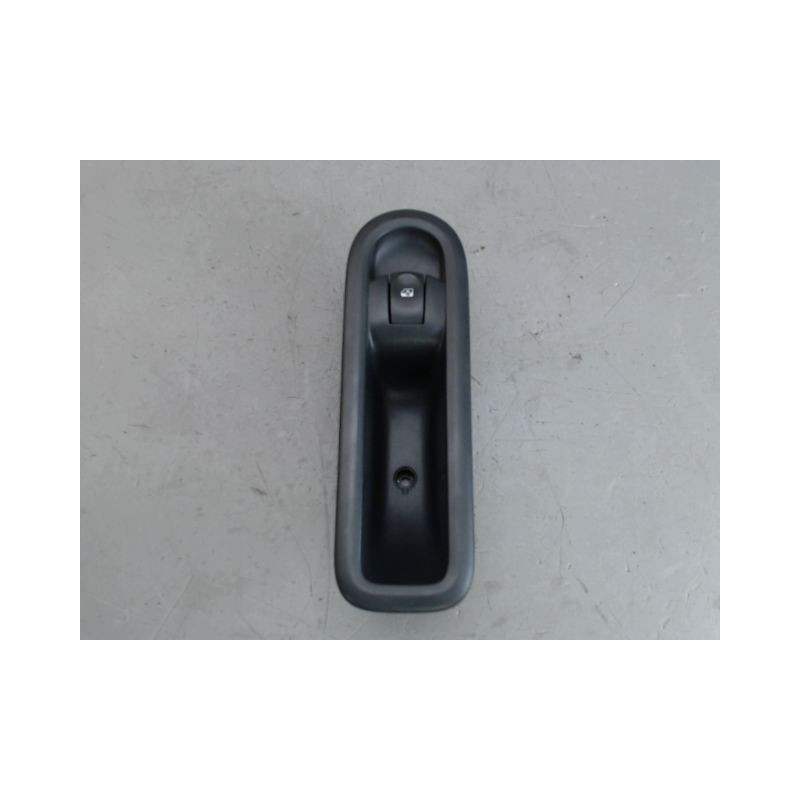 COMMANDE LEVE-GLACE PORTE AVD RENAULT CLIO
