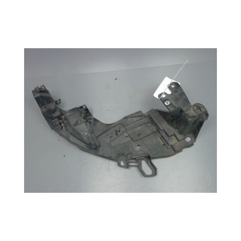 SUPPORT PHARE DROIT RENAULT MEGANE
