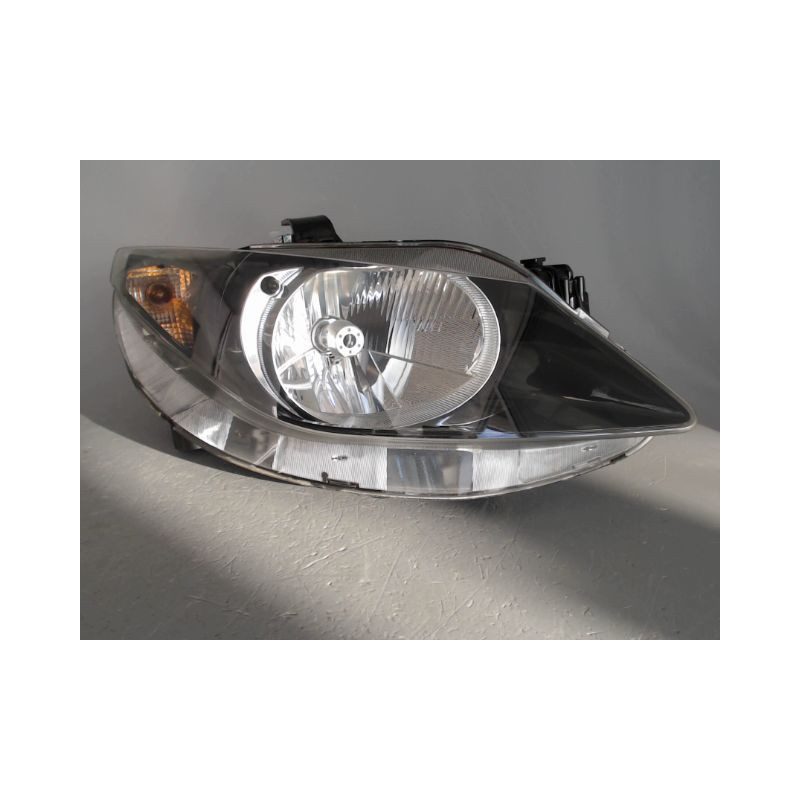 PHARE DROIT SEAT IBIZA 4  DIESEL