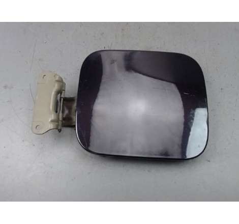 VOLET DE TRAPPE CARBURANT