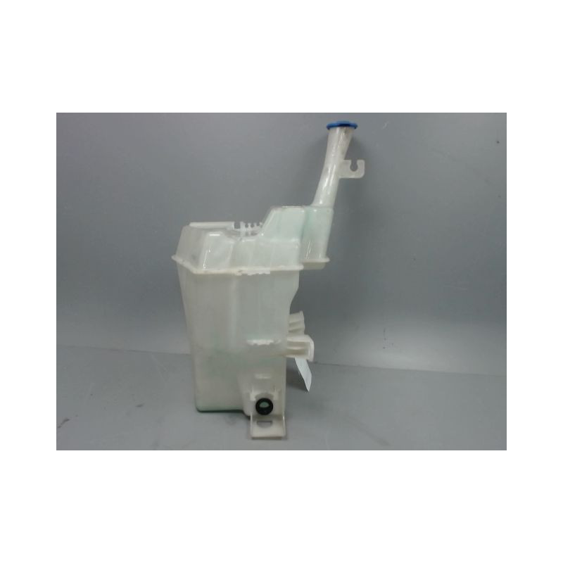 RESERVOIR LAVE-GLACE AVANT KIA RIO
