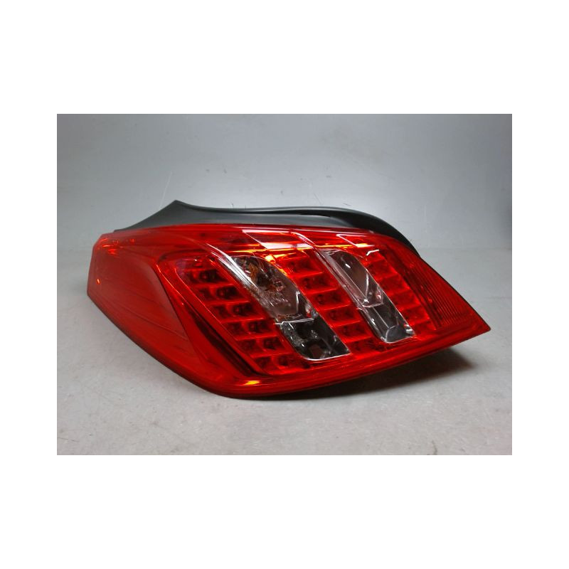 FEU ARRIERE GAUCHE  PEUGEOT 508