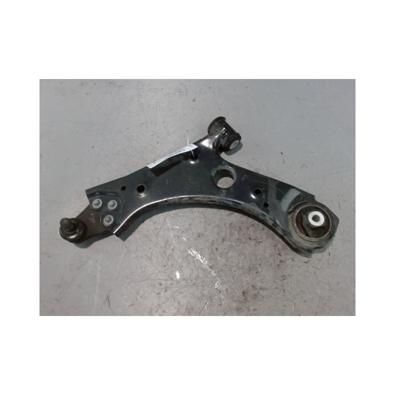 TRIANGLE INFERIEUR AVANT GAUCHE FIAT TIPO