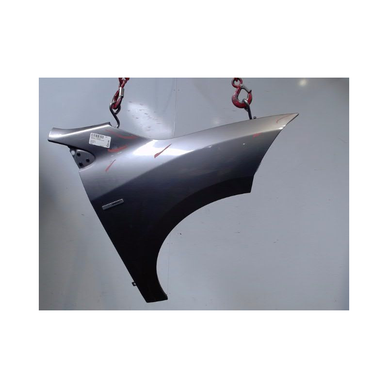 AILE AVANT DROIT RENAULT MEGANE III ESTATE 09-