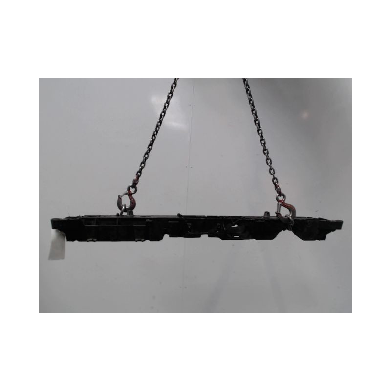 TRAVERSE SUPERIEURE ARMATURE AVANT RENAULT CLIO IV