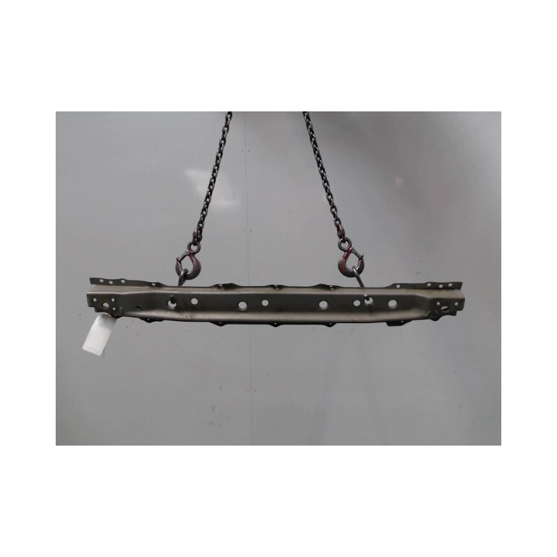 TRAVERSE INFERIEURE ARMATURE AVANT TOYOTA YARIS II 2010-
