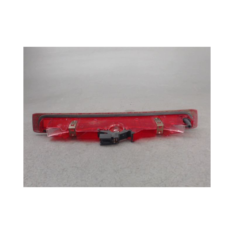 FEUX STOP SUPPLEMENTAIRE RENAULT CLIO