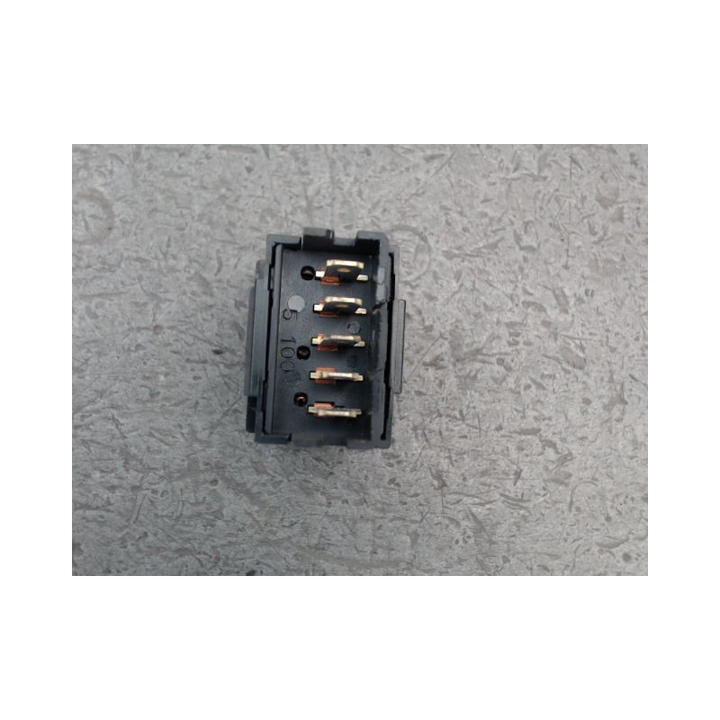 COMMANDE LEVE-GLACE PORTE AVG PEUGEOT PARTNER