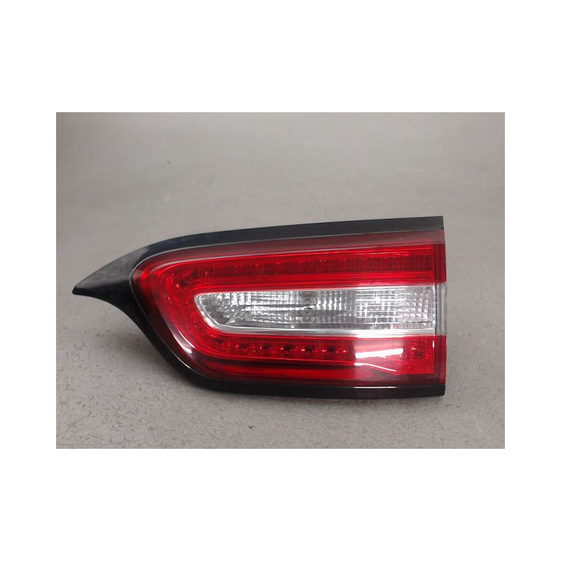 FEU ARRIERE INTERIEUR DROIT JEEP CHEROKEE