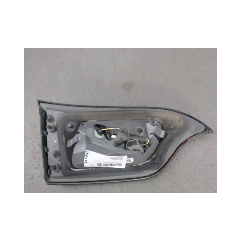 FEU ARRIERE INTERIEUR DROIT JEEP CHEROKEE
