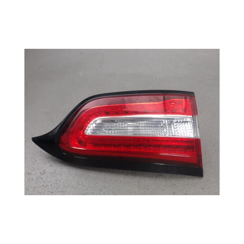 FEU ARRIERE INTERIEUR GAUCHE JEEP CHEROKEE