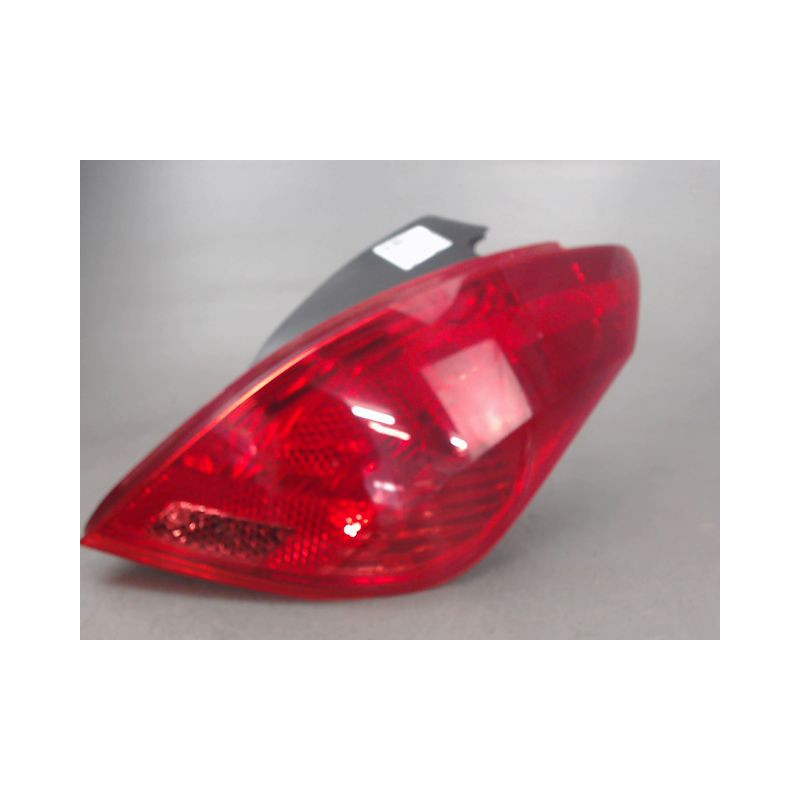 FEU ARRIERE DROIT PEUGEOT 308