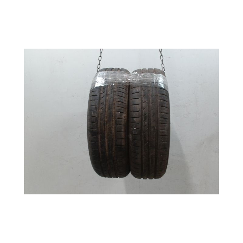 Paire de pneus TRAZANO ZUPERECO Z-107 175 65 14 82 T