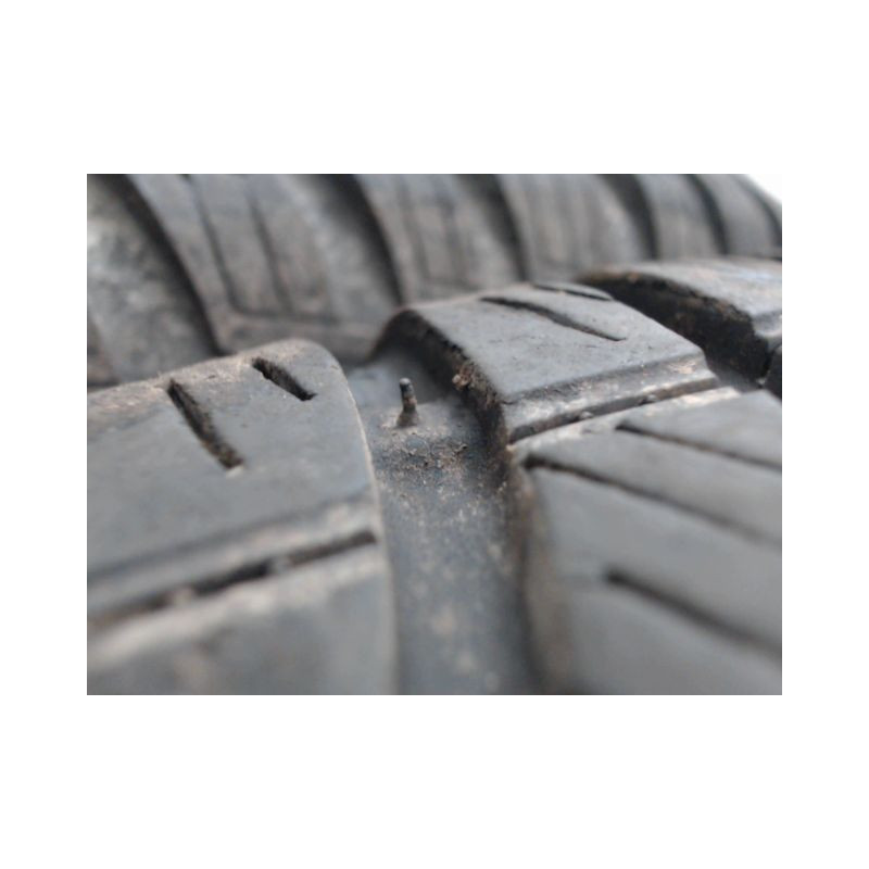 Paire de pneus KUMHO SOLUS 4S HA32 185 65 15 92 V